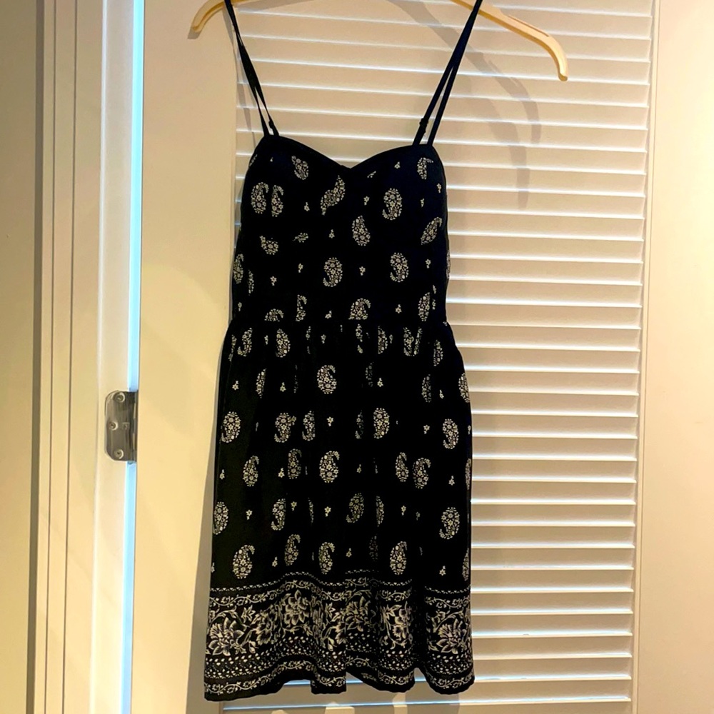 Band of Gypsies Sleeveless black dress - size XS. Gently used great condition.